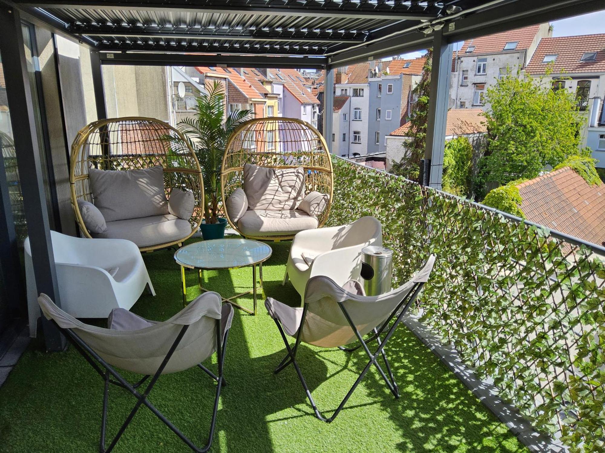 Chambre Deluxe Au 2Eme Etage, Chambre Double Au 4Eme Etage Not A Hotel, Brussels